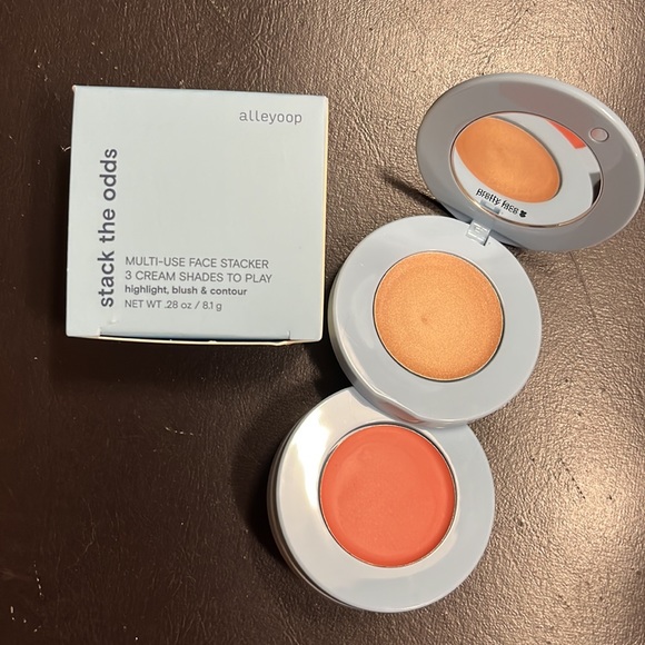 ALLEYOOP Stack The Odds - Picture 11 of 14